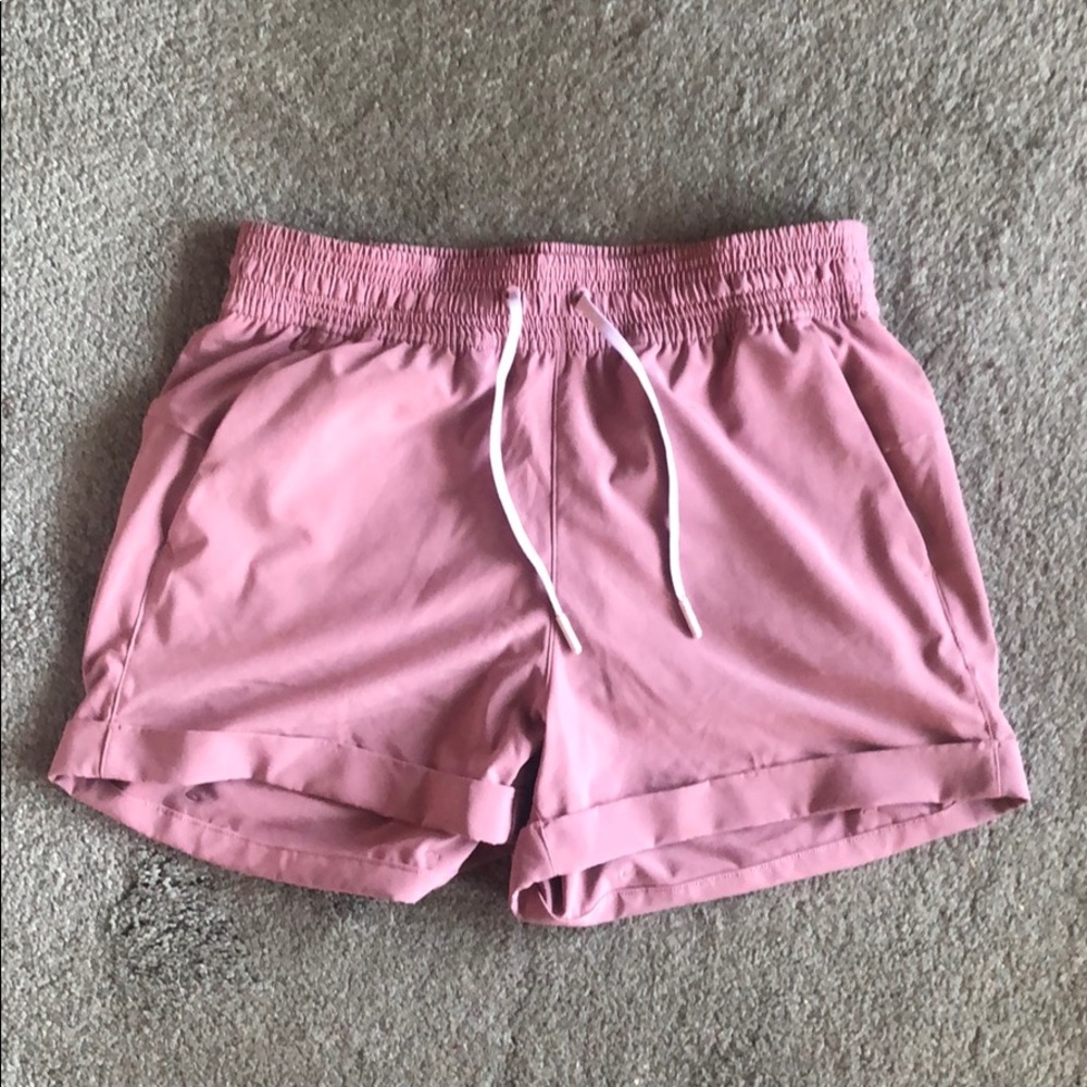 Lululemon 🍋 Spring Break Shorts 6